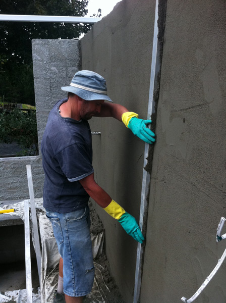 brett-at-work-screeding